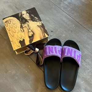 PINK VICTORIAS SECRET slidesNWT 🔥 🔥